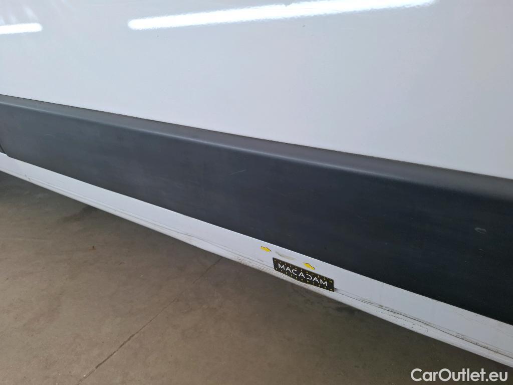  Fiat  Ducato FIAT  2014  4P  Fourgon tôlé Maxi 35 XL H2 2 3 Mjet 140 Pack Pro Nav #13