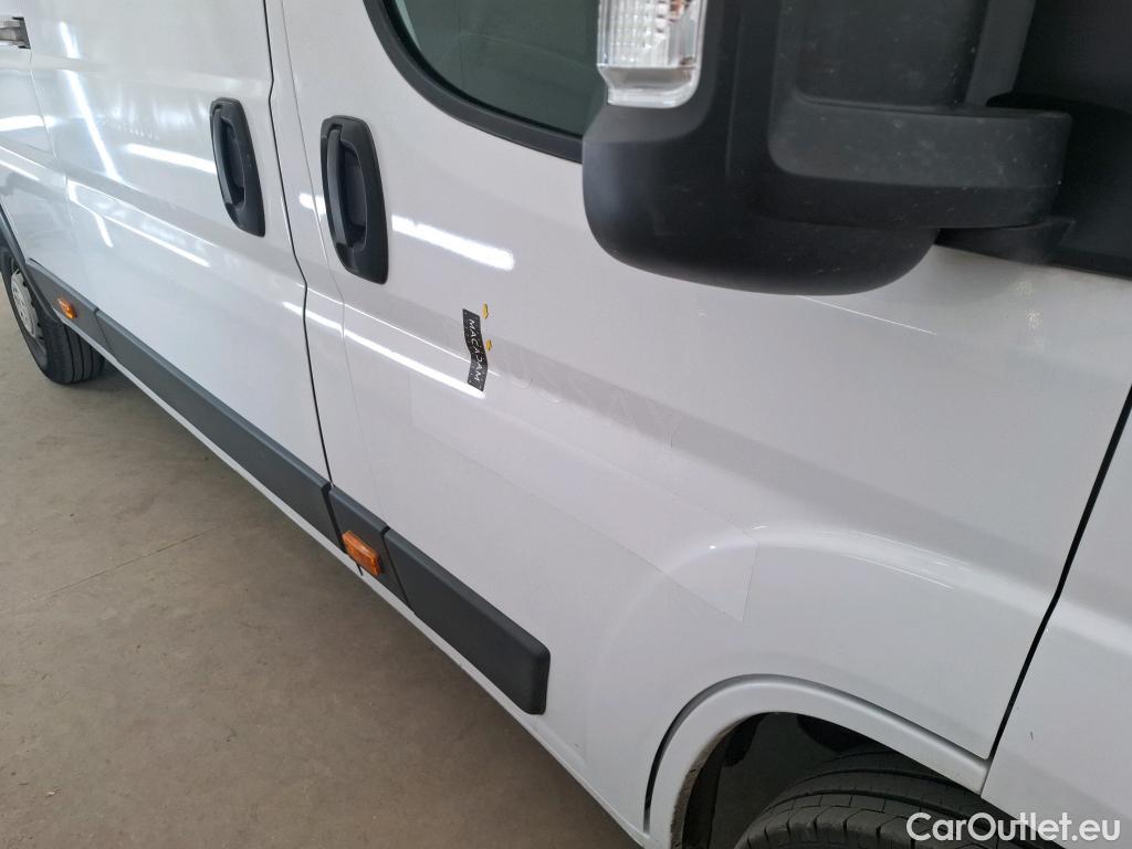  Fiat  Ducato FIAT  2014  4P  Fourgon tôlé Maxi 35 XL H2 2 3 Mjet 140 Pack Pro Nav #51