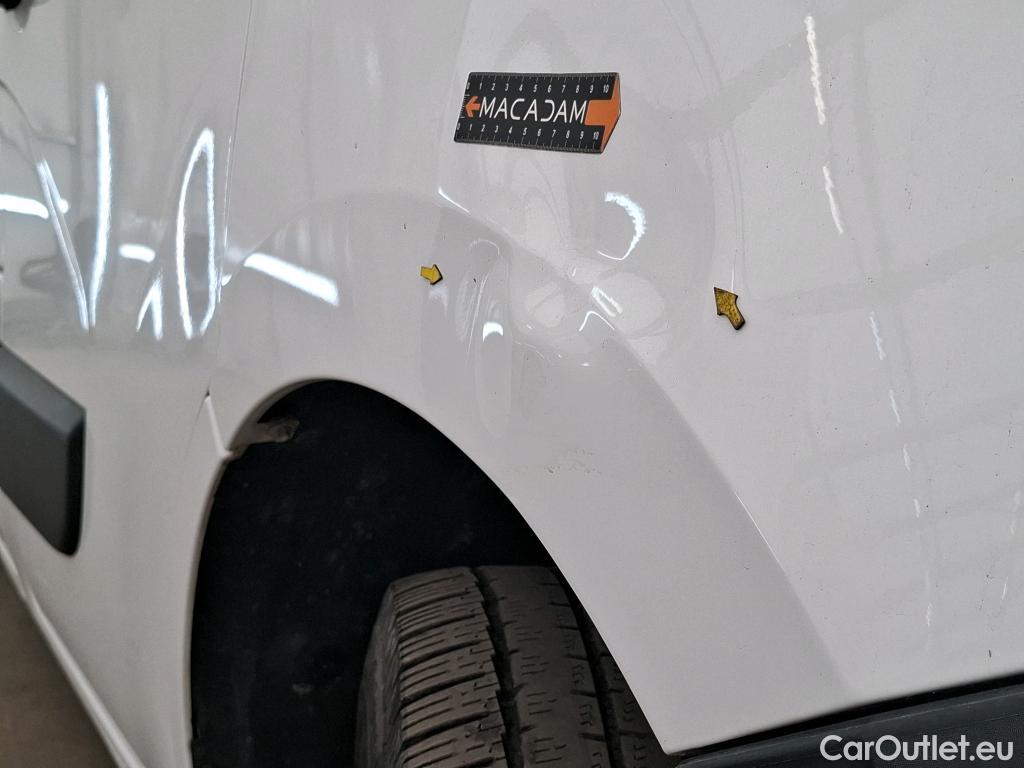  Renault  Master RENAULT  DC VU 4p Châssis double cabine DC GCf Trac F3500 L3 dCi 130 E6 #15