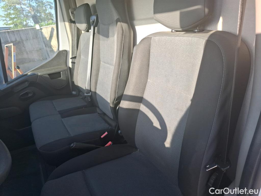  Renault  Master RENAULT  VU 4p Fourgon FG GCf Trac F3500 L3H2 Energy dCi 145 E6 #34