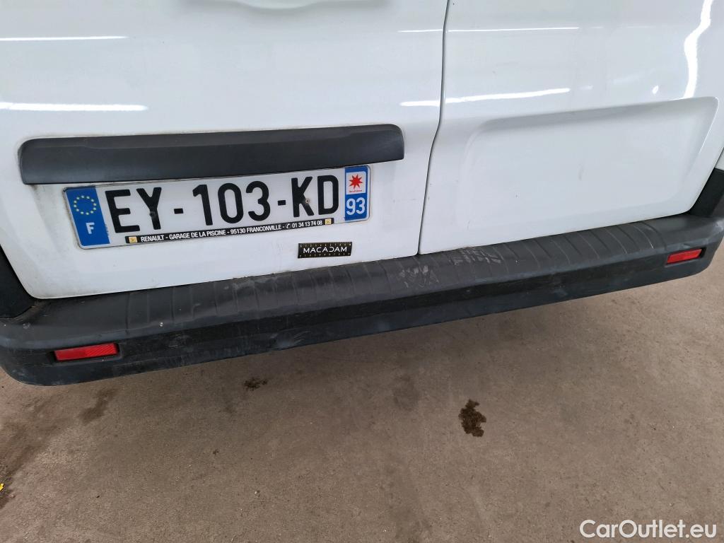  Renault  Trafic RENAULT  4p Combi Zen L1 Energy dCi 125 8 places #9
