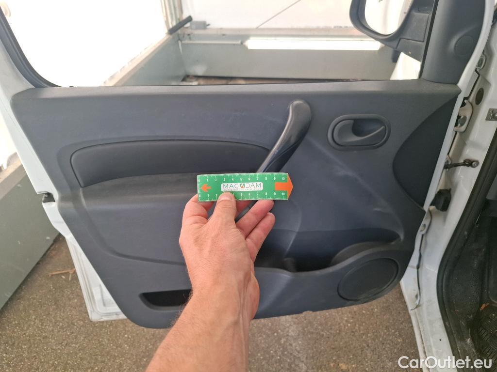  Renault  Kangoo  Express Extra (Série Spéciale) 1.5 dCi 90CV BVM5 E6 #56