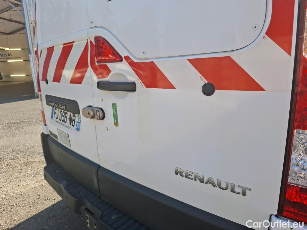  Renault  Master RENAULT  VU 4p Fourgon FG GCf Trac F3500 L3H2 Energy dCi 145 E6 #17