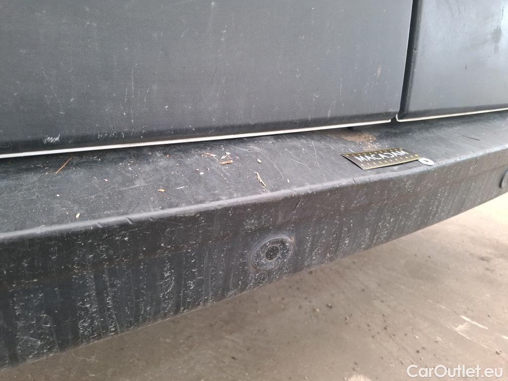  Renault  Master  III Fourgon L2H2 3 3 Grand Confort dCi 135CV BVM6 E6d #10
