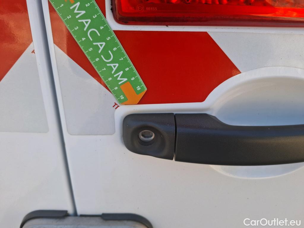  Renault  Master RENAULT  VU 4p Fourgon FG GCf Trac F3500 L3H2 Energy dCi 145 E6 #24