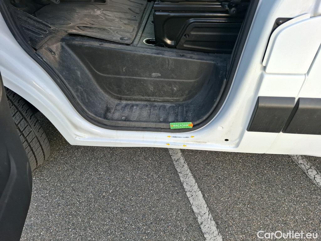  Renault  Master  III Fourgon L2H2 3 5 Grand Confort dCi 135CV BVM6 E6dT #26