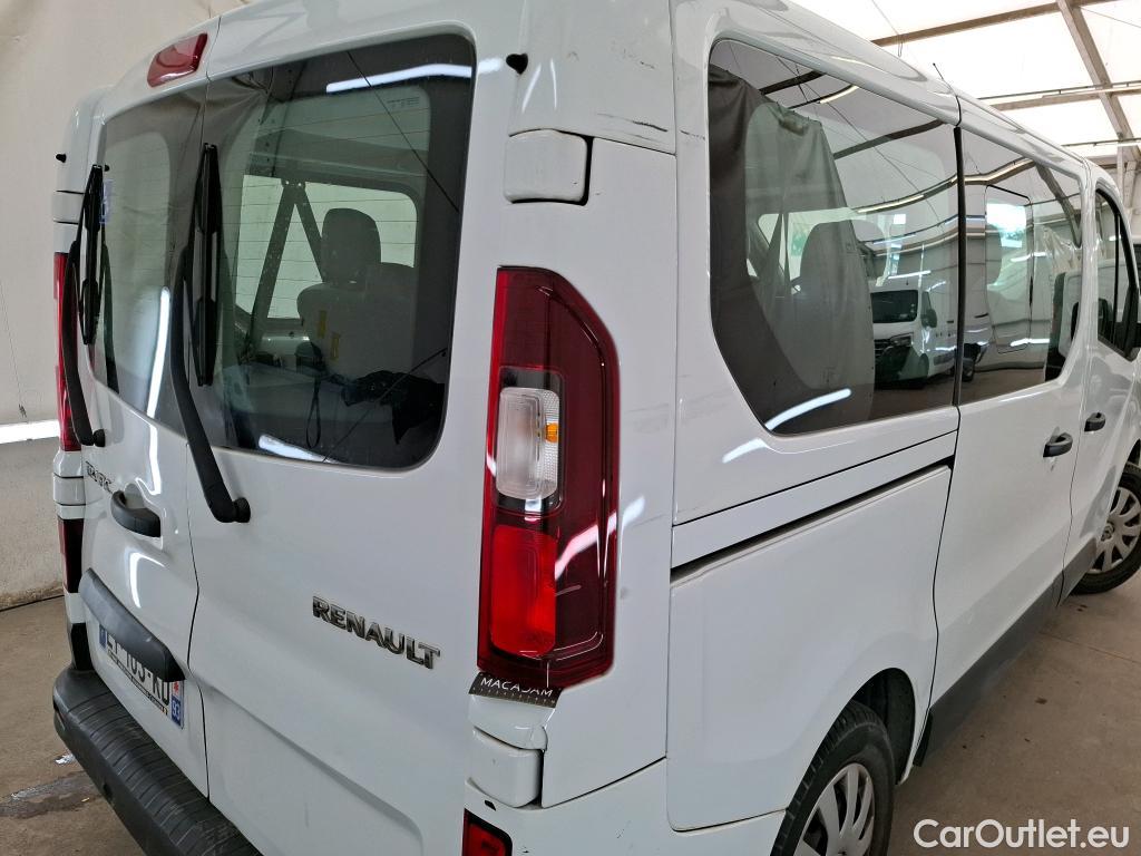  Renault  Trafic RENAULT  4p Combi Zen L1 Energy dCi 125 8 places #17