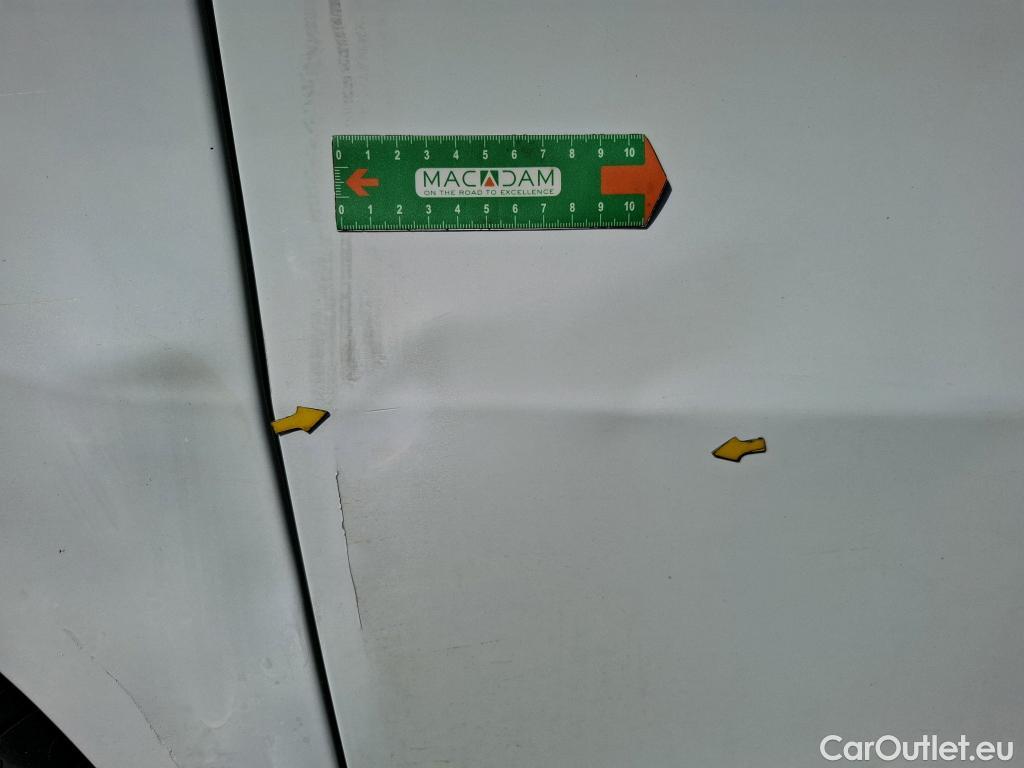  Renault  Trafic RENAULT  / 2019 / 4P / Fourgon tole NV FG GCF L1H1 1000 dCi 120 #27