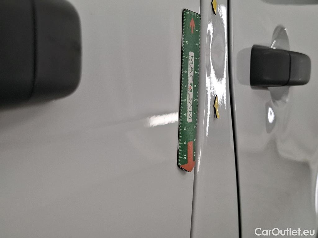  Renault  Trafic RENAULT  / 2021 / 4P / Fourgon tôlé FG CF L1H1 2T8 Blue dCi 110 #30
