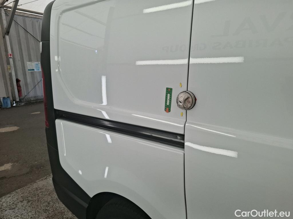  Renault  Trafic RENAULT  / 2021 / 4P / Fourgon tôlé FG CF L1H1 2T8 Blue dCi 110 #7