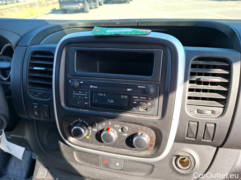  Renault  Trafic RENAULT  / 2019 / 4P / Fourgon tole NV FG GCF L1H1 1000 dCi 120 #71