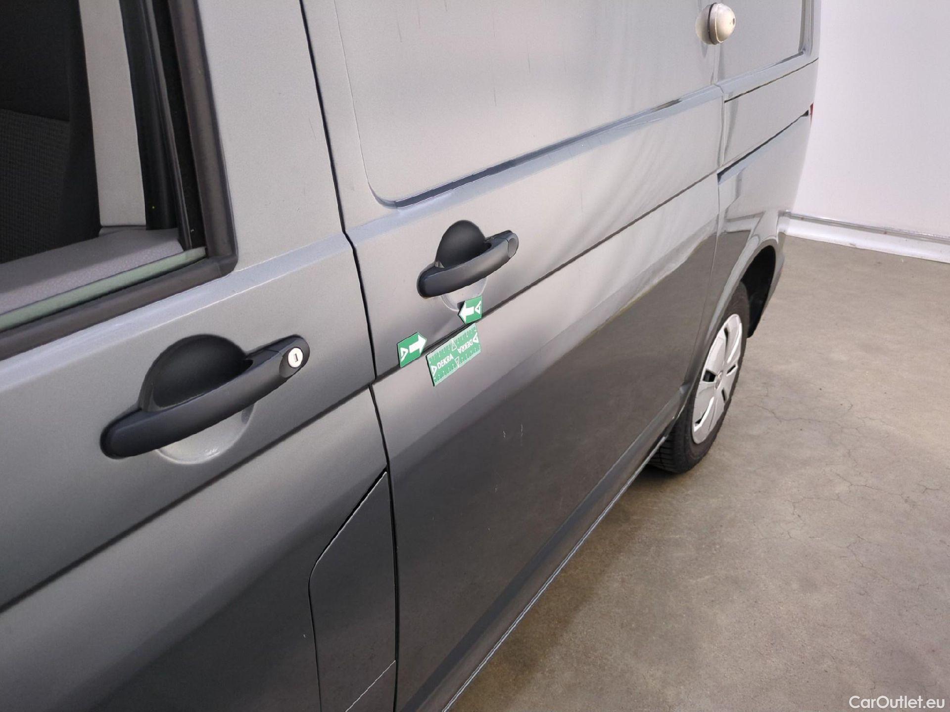  Volkswagen  Transporter VOLKSWAGEN  / 2019 / 4P / Fourgon tôlé 2.0 TDi 150 DSG7 L1H1 Business Line #29