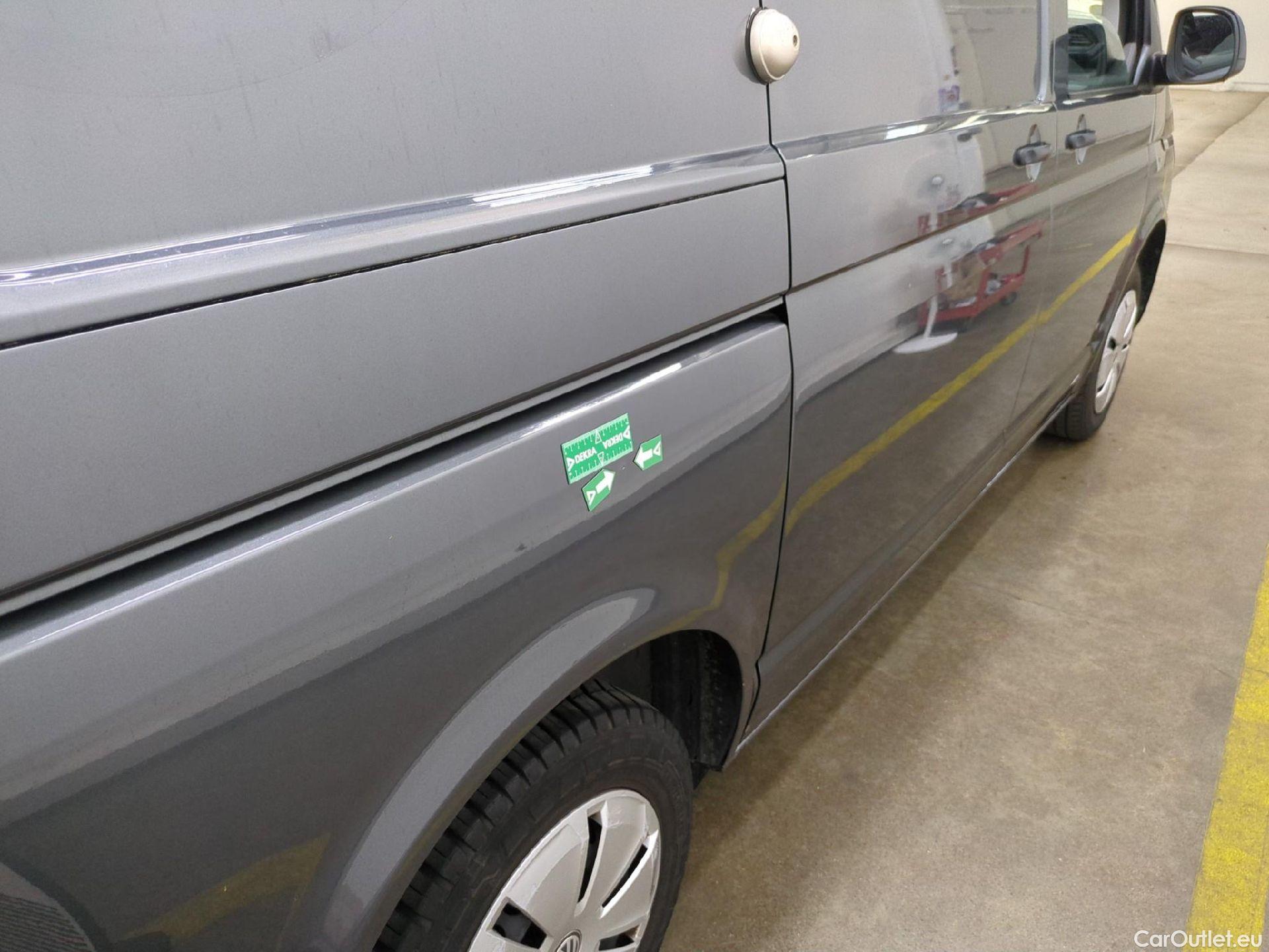  Volkswagen  Transporter VOLKSWAGEN  / 2019 / 4P / Fourgon tôlé 2.0 TDi 150 DSG7 L1H1 Business Line #11