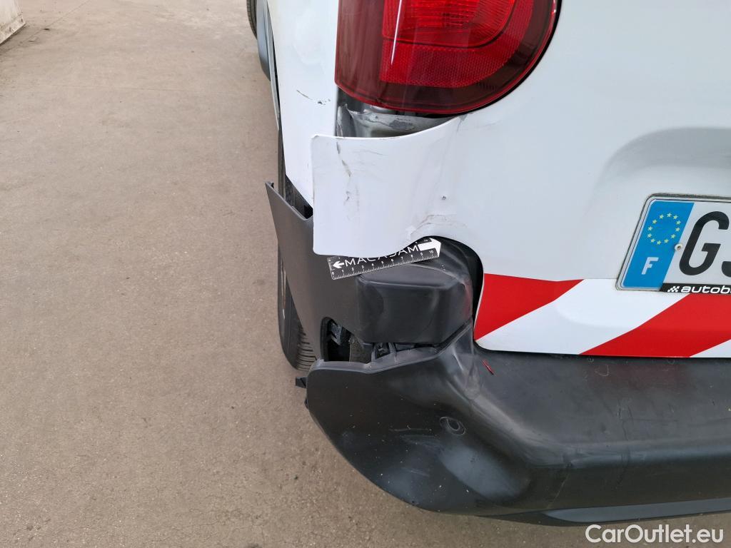  Citroen  Berlingo CITROEN  Van / 2018 / 4P / Fourgonnette Taille M 650kg BlueHDi 100 S&S BVM Club #24