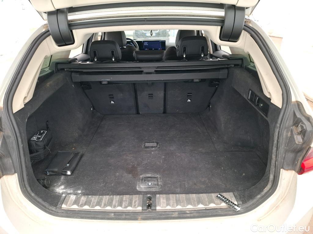  Bmw  Serie 3 BMW Série 3 Touring  2022  5P  Break 318i 156ch Business Design BVA8 #11