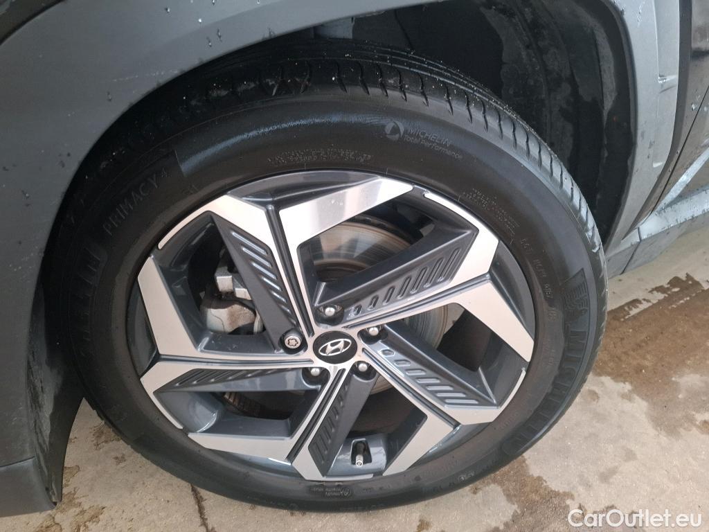  Hyundai  Tucson HYUNDAI  / 2020 / 5P / SUV 1.6 HYBRID 230 EXECUTIVE #27
