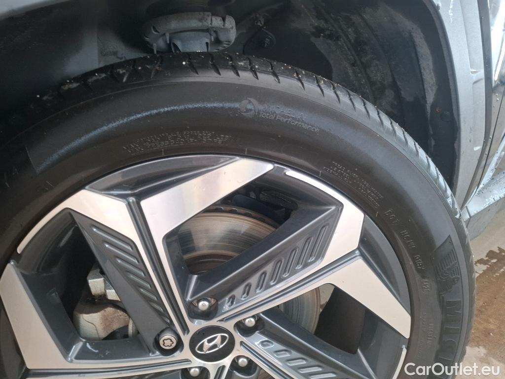  Hyundai  Tucson HYUNDAI  / 2020 / 5P / SUV 1.6 HYBRID 230 EXECUTIVE #28