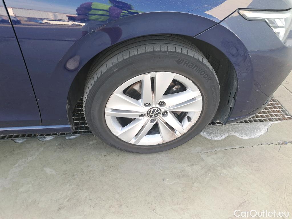  Volkswagen  Golf  VOLKSWAGEN / 2020 / 5P / berlina con portón 2.0 TDI 85kW (115CV) #52
