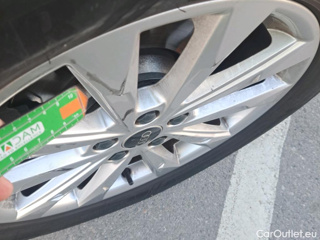  Audi  Q3 AUDI  / 2018 / 5P / todoterreno 45 TFSI e 180kW S tronic Advanced #18