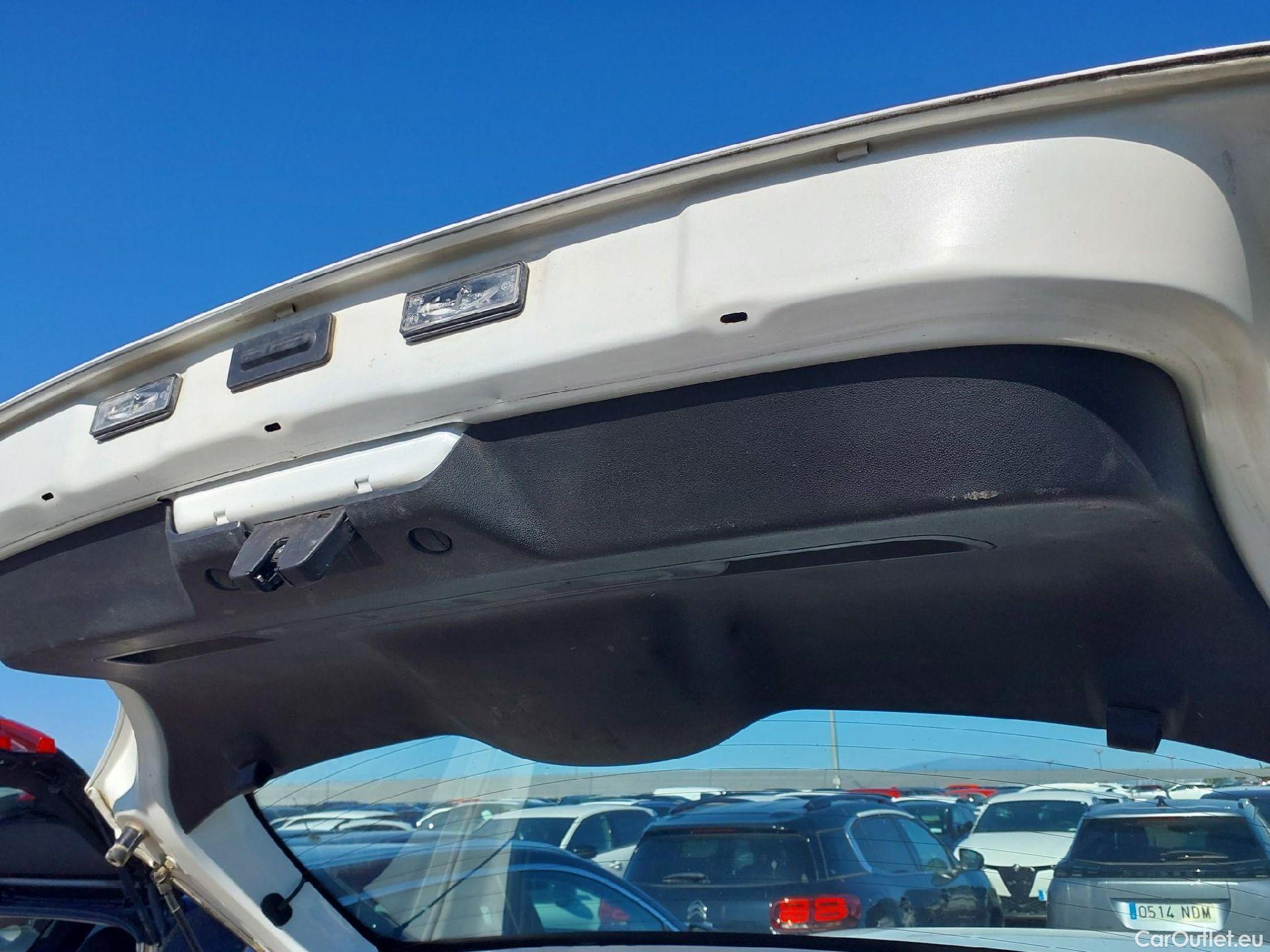  Citroen  C3 CITROEN  / 2020 / 5P / berlina con portón BlueHDi 75KW (100CV) S&S Live Pack #2