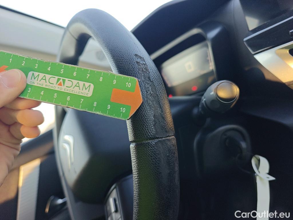  Citroen  C4 CITROEN  / 2020 / 5P / berlina con portón BlueHdi 110 S&S Live Pack #11