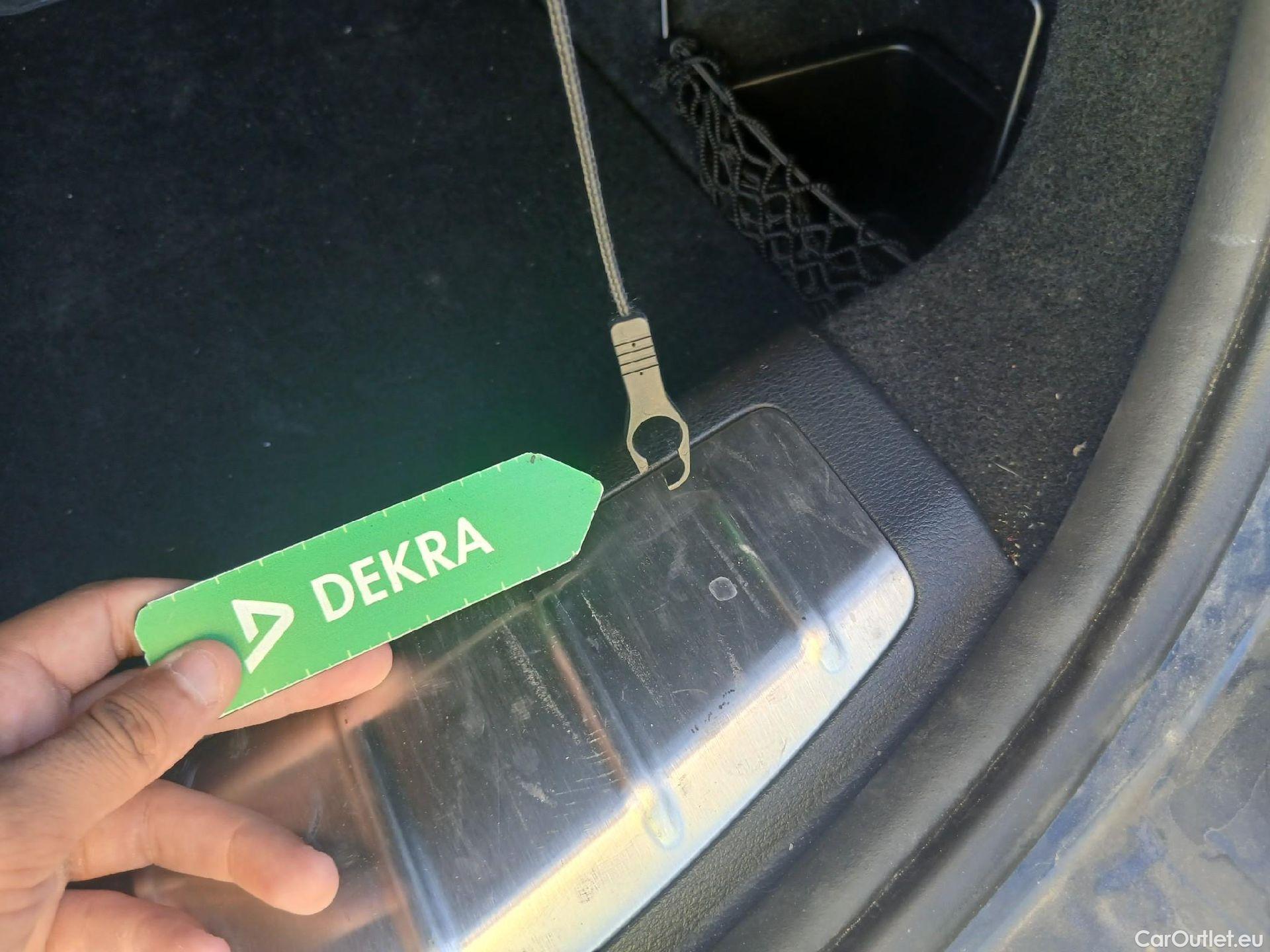  Bmw  X2 BMW  / 2017 / 5P / todoterreno sDrive18i (AC) #3
