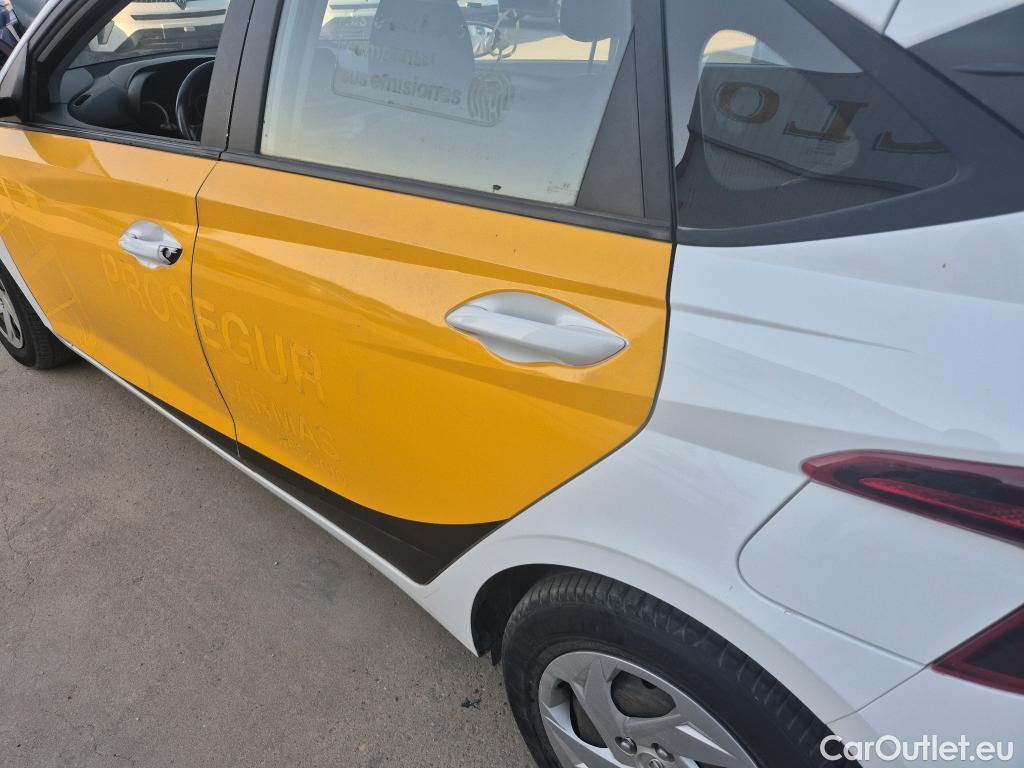  Hyundai  i20 HYUNDAI  / 2020 / 5P / berlina con portón 1.0 TGDI 74kW (100CV) 48V Essence #28