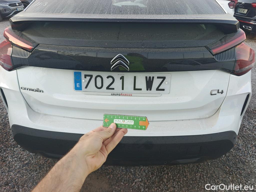  Citroen  C4 CITROEN  / 2020 / 5P / berlina con portón BlueHDi 110 S&S 6v Feel #1