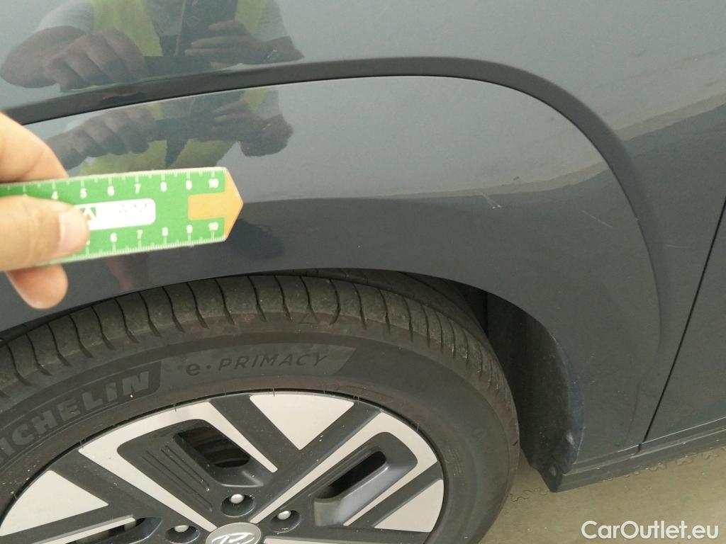  Hyundai  Konna HYUNDAI Kona / 2020 / 5P / todoterreno 150kW EV Tecno 2C #36