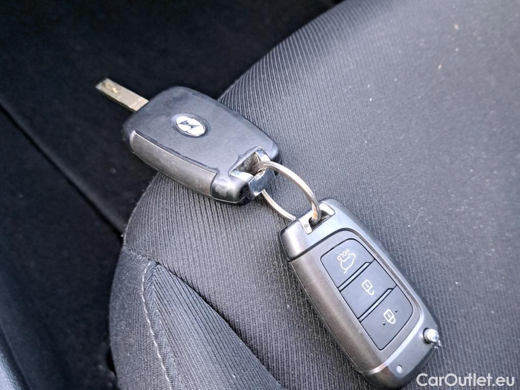  Hyundai  Tucson HYUNDAI  / 2020 / 5P / todoterreno 1.6 TGDI 110kW (150CV) Maxx #28