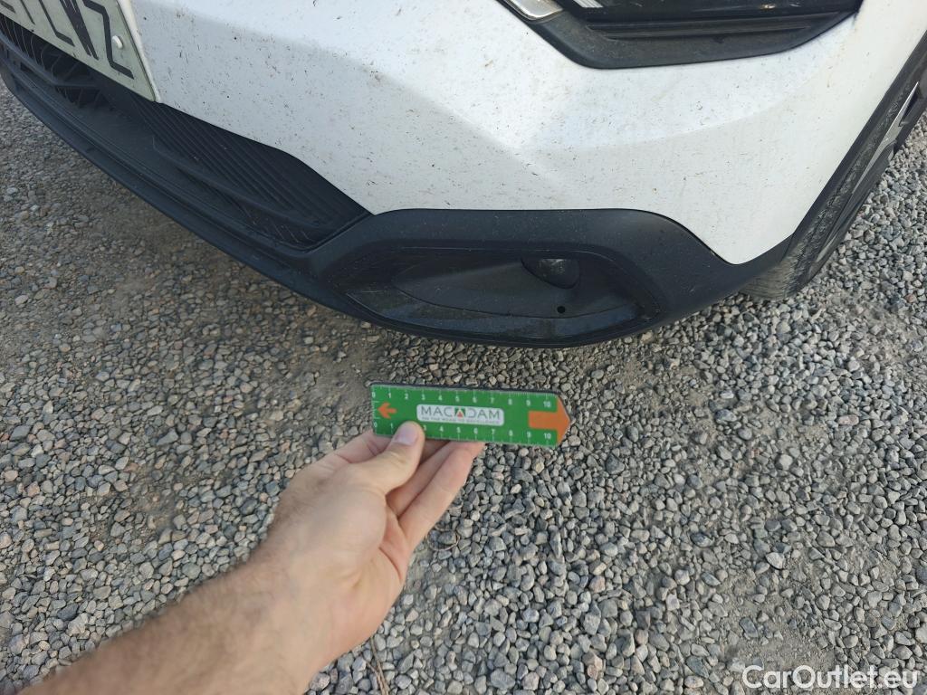 Citroen  C4 CITROEN  / 2020 / 5P / berlina con portón BlueHDi 110 S&S 6v Feel #27