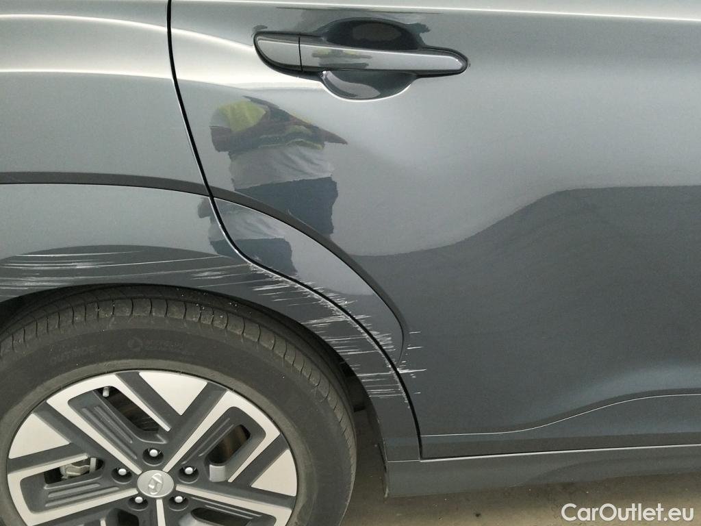  Hyundai  Konna HYUNDAI Kona / 2020 / 5P / todoterreno 150kW EV Tecno 2C #17