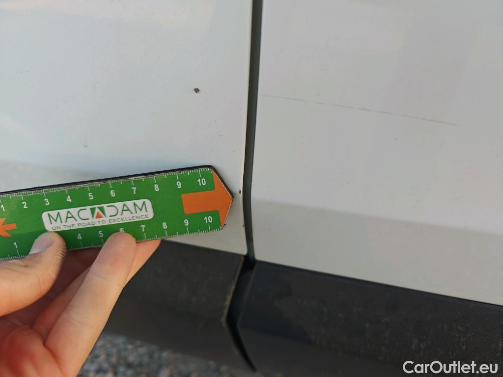  Citroen  C4 CITROEN  / 2020 / 5P / berlina con portón BlueHdi 110 S&S Live Pack #18