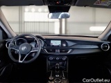  Alfa Romeo   STELVIO ALFA ROMEO / 2017 / 5P / SUV 2.2 TURBO DIESEL 160CV AT8 RWD BUSINESS #3