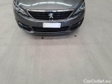  Peugeot  308 PEUGEOT  / 2017 / 5P / BERLINA ACTIVE PACK BLUEHDI 130 SeS #34
