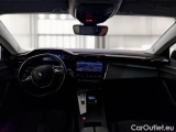  Peugeot  308 PEUGEOT  SW / 2021 / 5P / STATION WAGON SW ALLURE BLUEHDI 130 EAT8 SeS AUT. #3