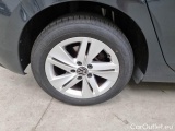  Volkswagen  Golf  VOLKSWAGEN / 2019 / 5P / BERLINA 1.0 ETSI 81KW EVO LIFE DSG #18
