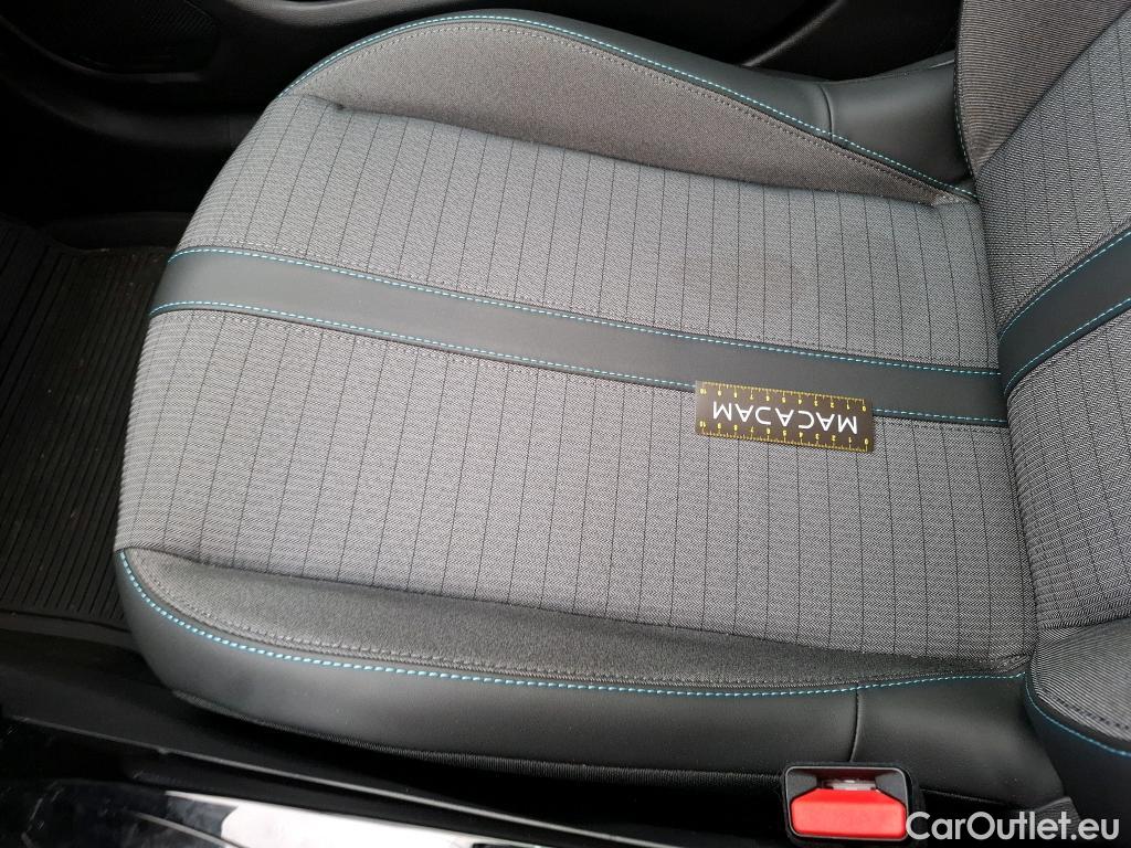  Peugeot  208  (e-) Allure 50kWh BVA #38