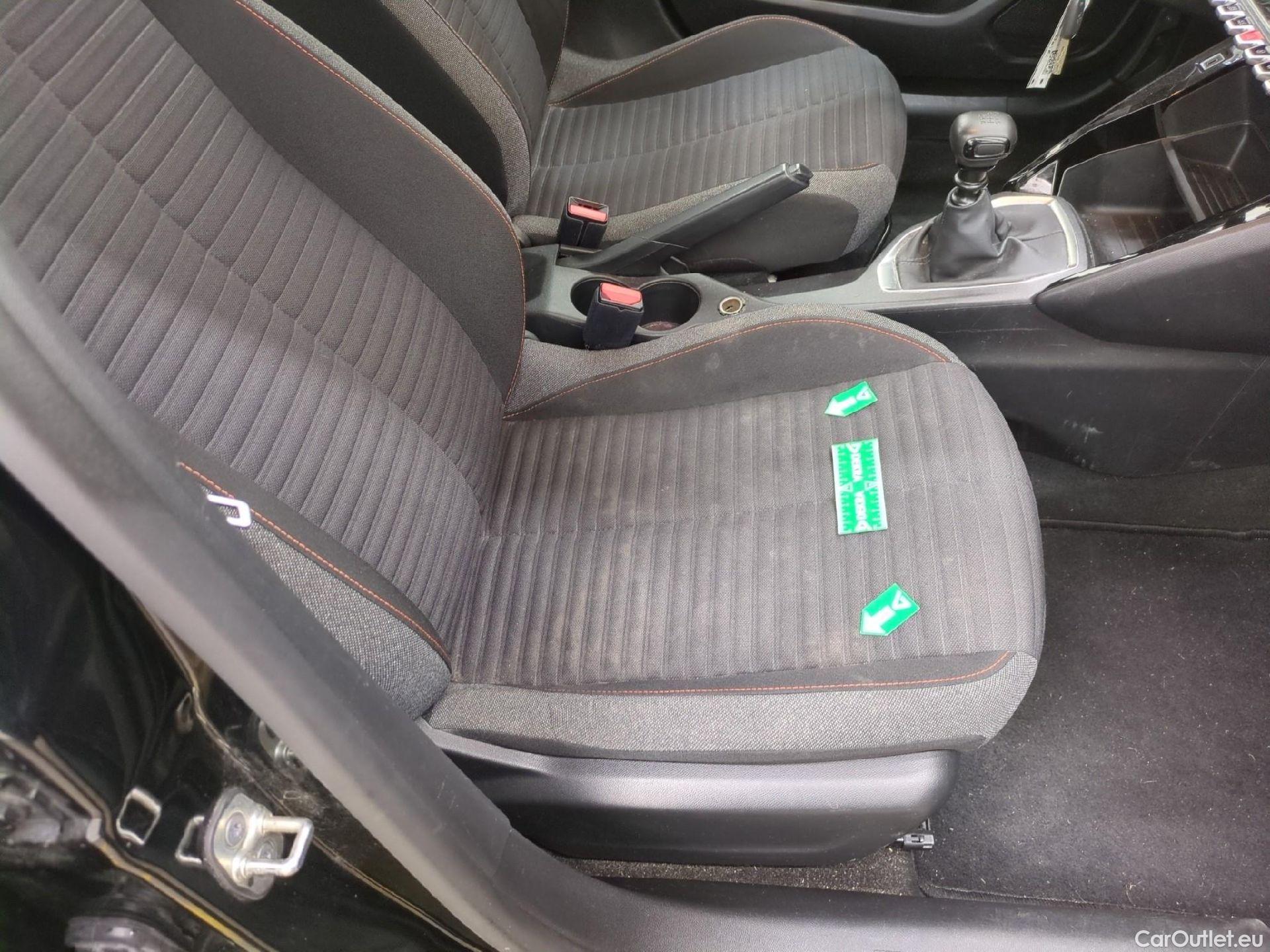  Peugeot  208  Active Pack 1.2 PureTech 100CV BVM6 E6d #15