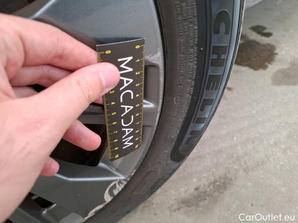  Peugeot  208  (e-) Allure 50kWh BVA #14