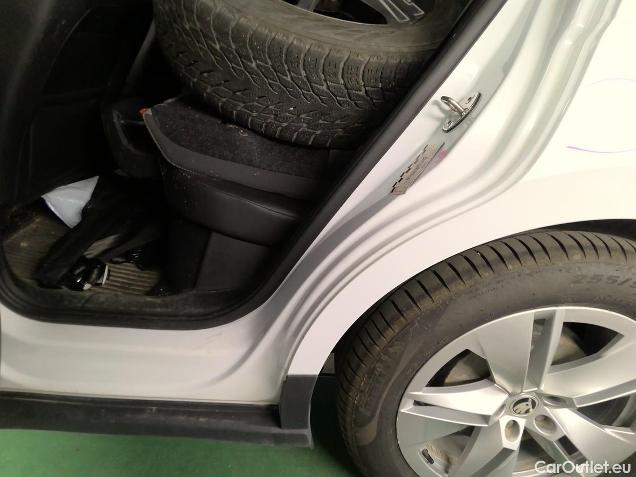  Skoda  ENYAQ  iV80 5d #21
