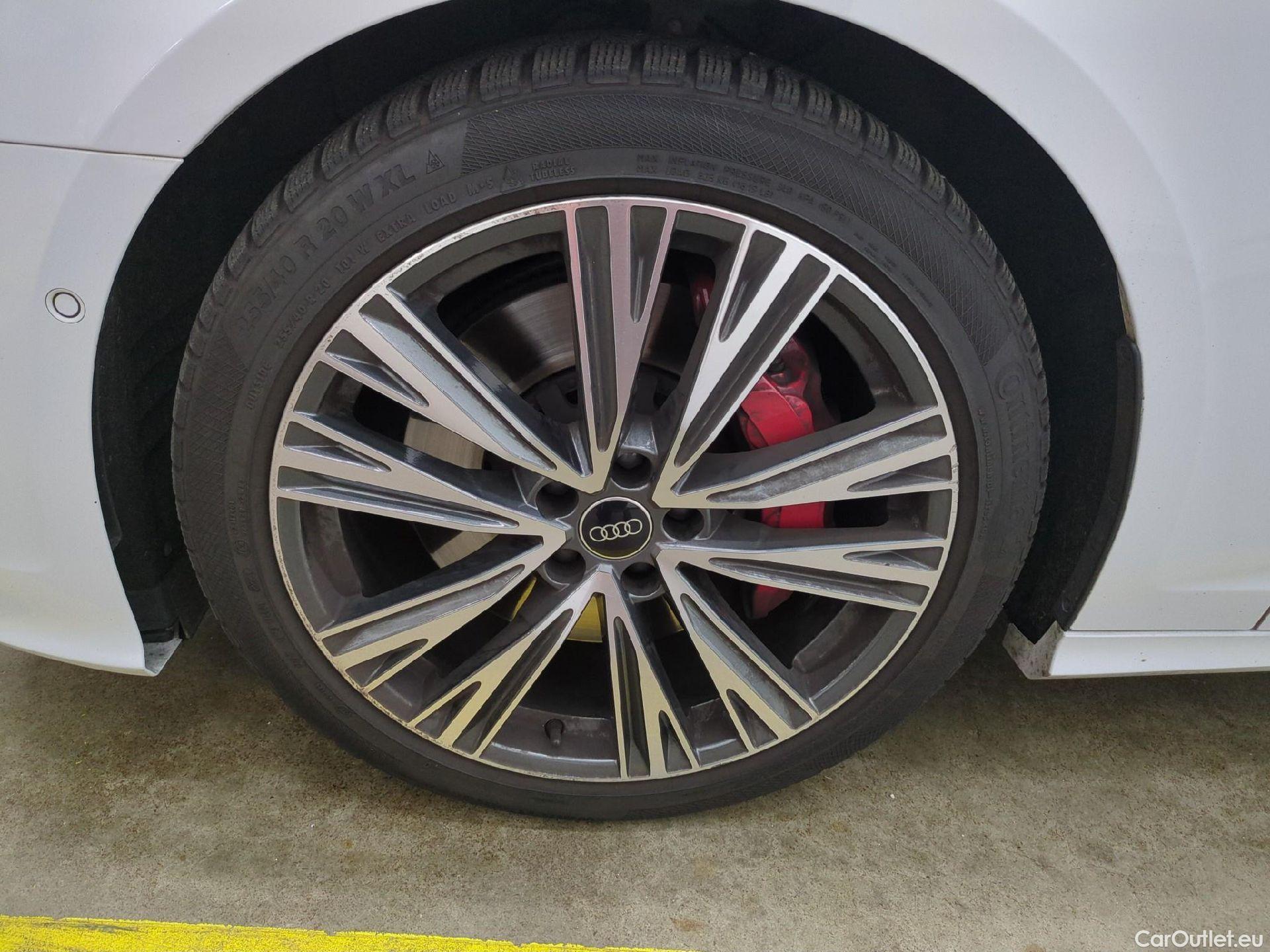  Audi  A6 AUDI  Avant / 2018 / 5P / Break 55 TFSI e quattro S tronic 7 Compétition #1