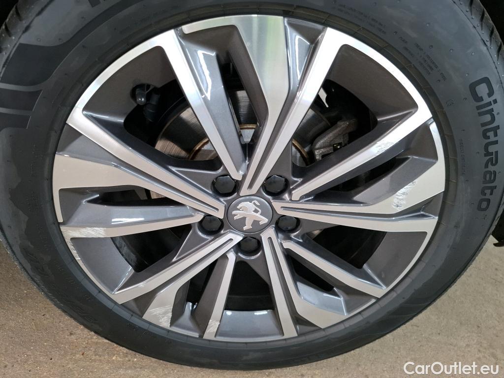  Peugeot  508 PEUGEOT  / 2018 / 5P / Berline HYBRID 225 E-EAT8 Allure Pack #37