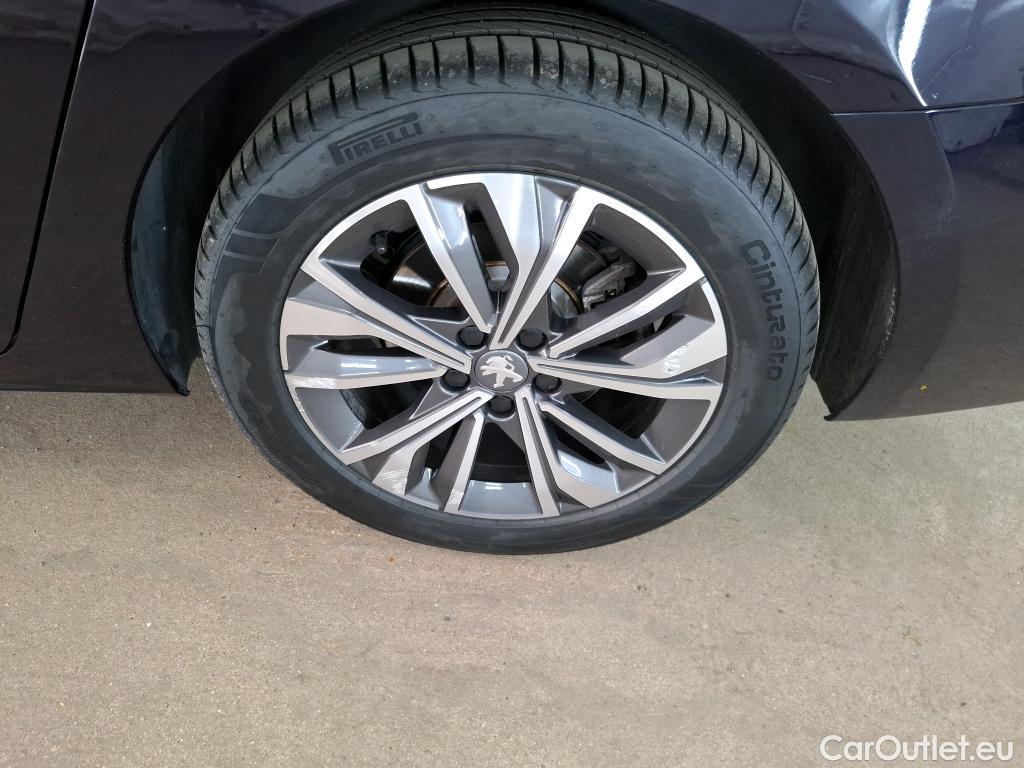  Peugeot  508 PEUGEOT  / 2018 / 5P / Berline HYBRID 225 E-EAT8 Allure Pack #36