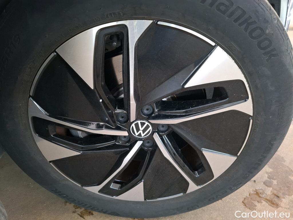  Volkswagen  ID.4  150 kW Pro Performance Life Plus BVA #2