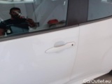  Toyota  Yaris TOYOTA  / 2020 / 5P / BERLINA HYBRID BUSINESS MY20 #65