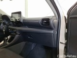  Toyota  Yaris TOYOTA  / 2020 / 5P / BERLINA HYBRID BUSINESS MY22 #98