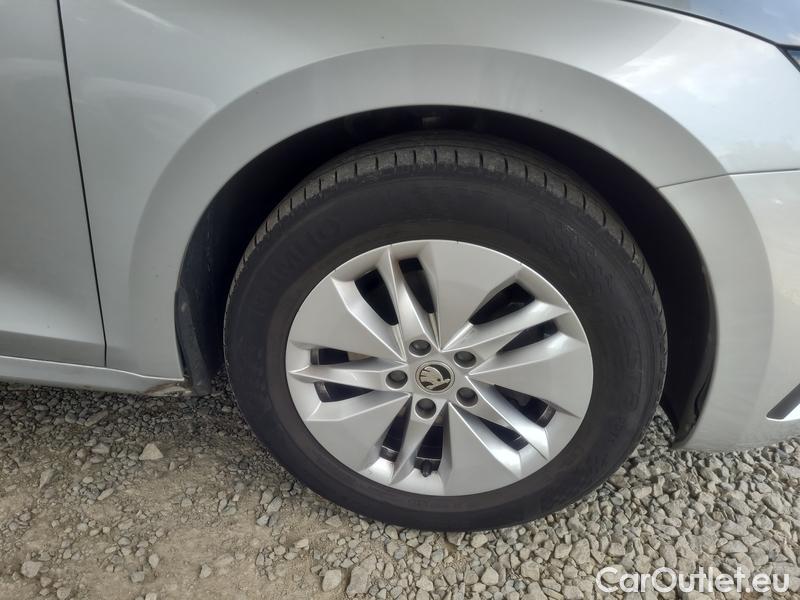  Skoda  Octavia  Combi (NX3)(2020) Oct.Combi 2.0TDI 85 Ambition #17