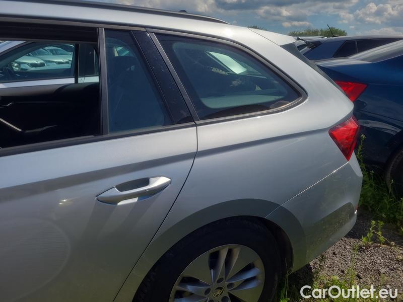  Skoda  Octavia  Combi (NX3)(2020) Oct.Combi 2.0TDI 85 Ambition #26