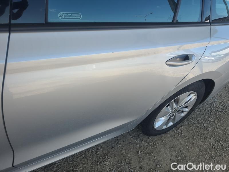  Skoda  Octavia  Combi (NX3)(2020) Oct.Combi 2.0TDI 85 Ambition #5